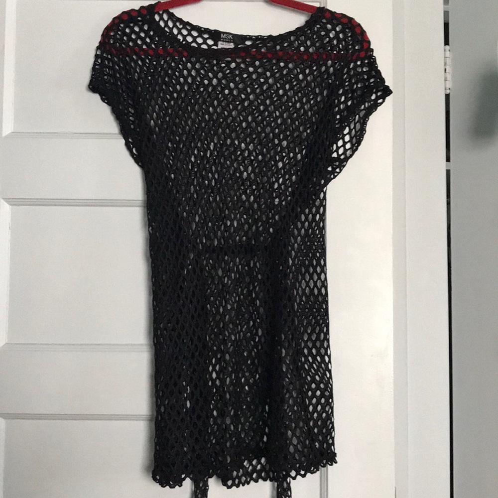 Beach coverup with matching belt